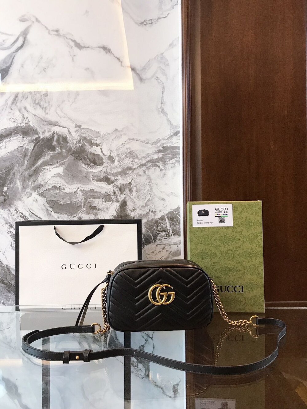 Gucci GG Marmont Small Matelassé Camera Bag
